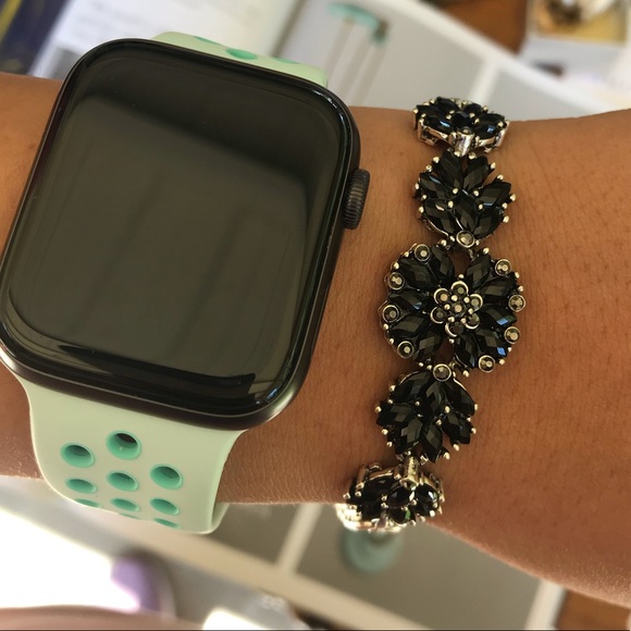 - Faux onyx silver bracelet - Picture 3 of 3